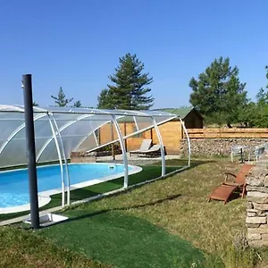  Maison d'hôtes Le Refuge De La Petite Source